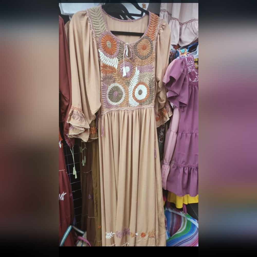 💯Handembroided Dress